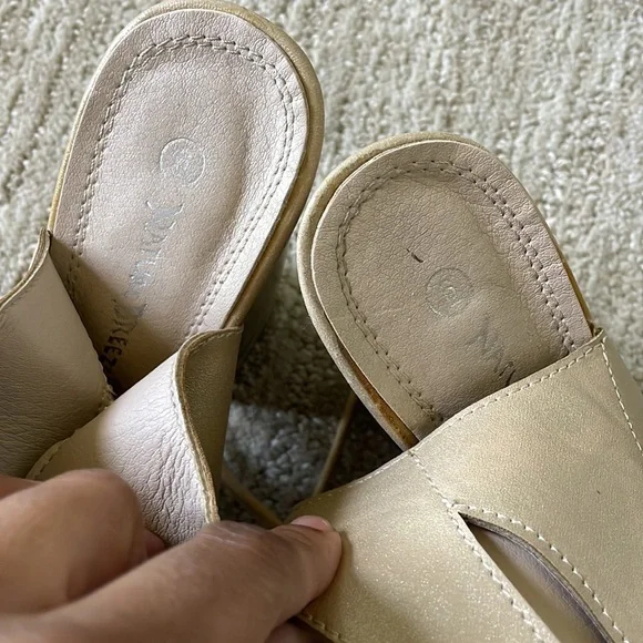 Nude lace up heels - Picture 7 of 9